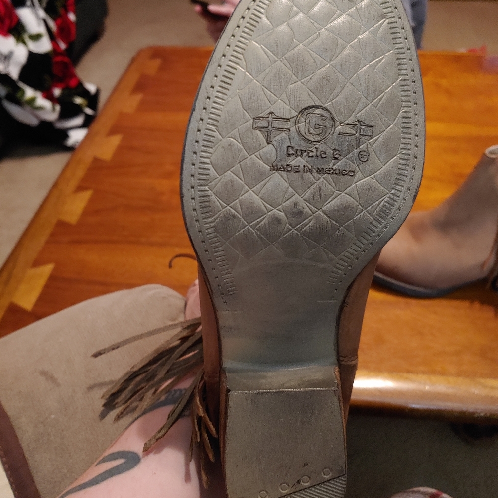 Shoes/boots